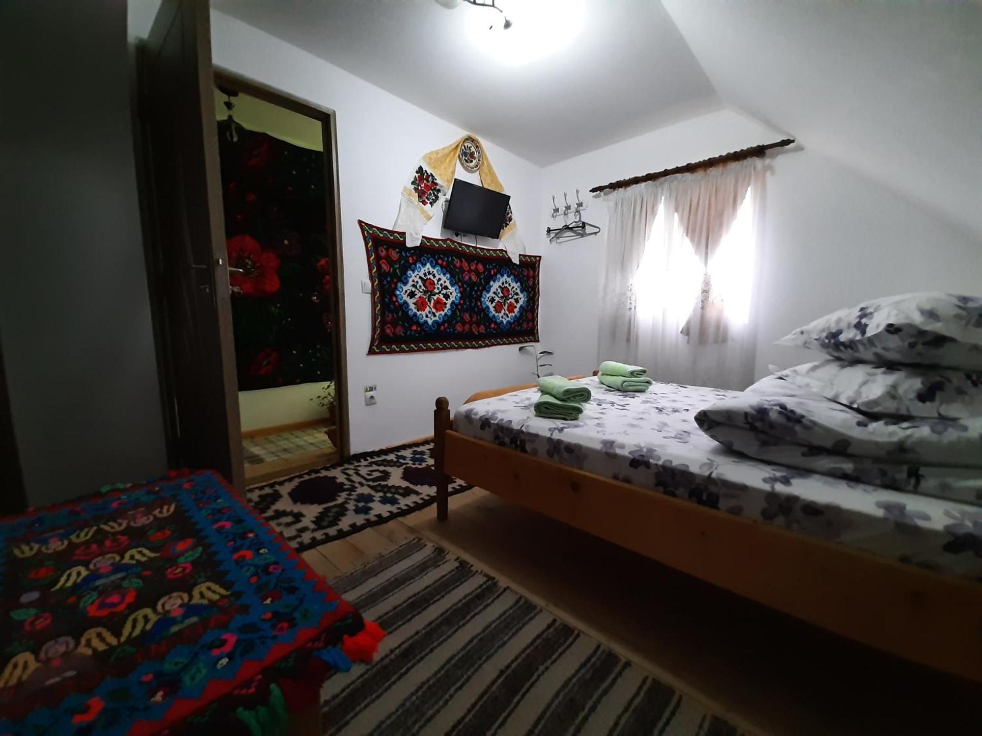 Casa Pintea De Sub Coasta Breb